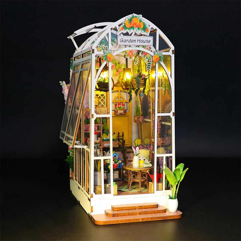 ブックヌックキット DIY ミニチュアハウス LEDライト付 - Bookshelf のレビューと価格